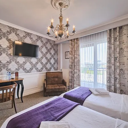Grand 3* Częstochowa