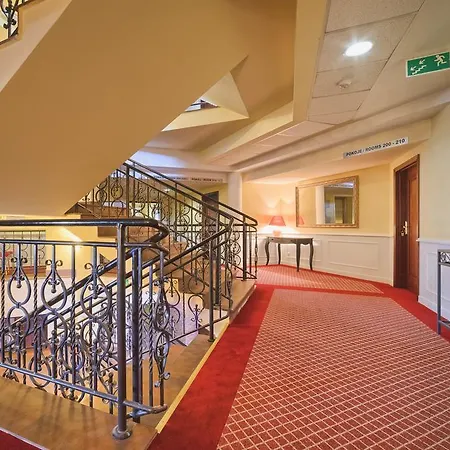 Hotel Grand Czestochowa