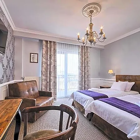 Grand 3* Częstochowa