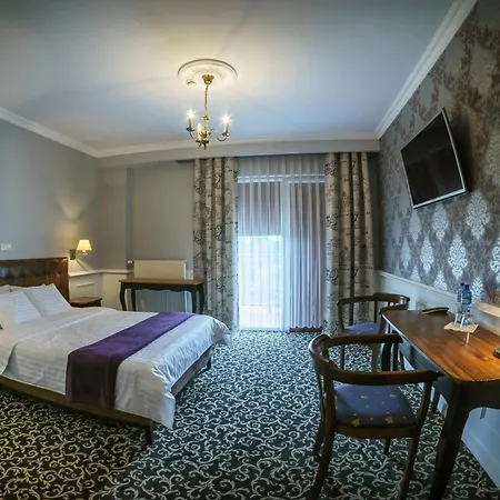 Hotel Grand Čenstochová