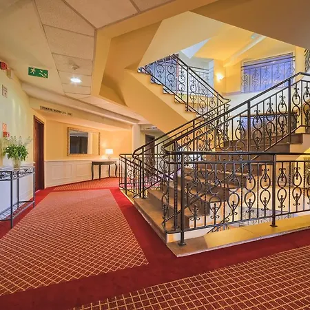 Grand Hotel 3*