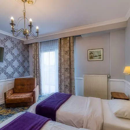 Hotel Grand
