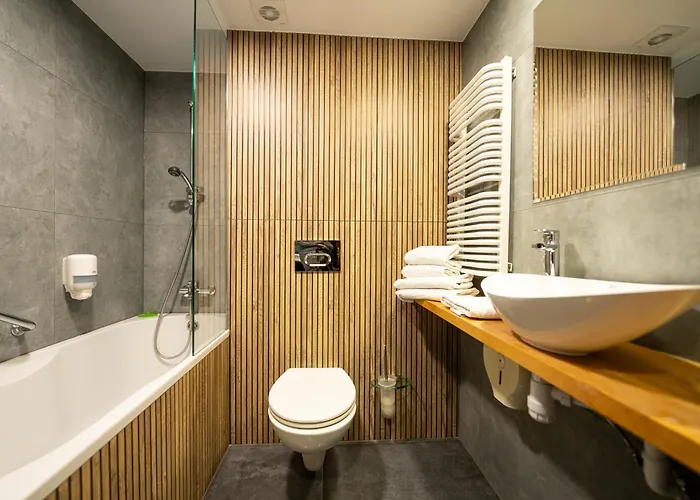 Grand 3* צ'סטוצ'ובה